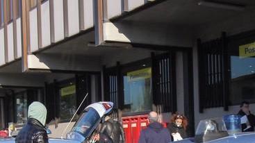 Rapina un passante: inseguito e arrestato