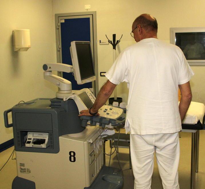 Saltano migliaia di visite ed esami medici per il coronavirus