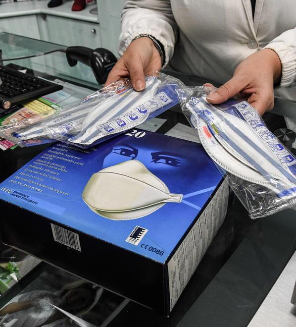 Al Versilia personale senza mascherine Chi era in quarantena richiamato al lavoro 