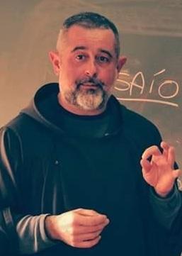 Anche la Chiesa si ingegna, le messe vanno in diretta sui social