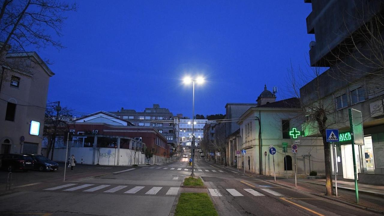 Atene sarda chiusa: il silenzio irreale della città fantasma