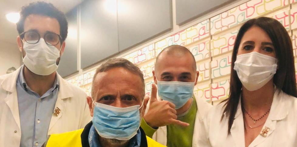 Farmacisti in prima linea ma disarmati: «Al lavoro senza guanti né mascherine» 