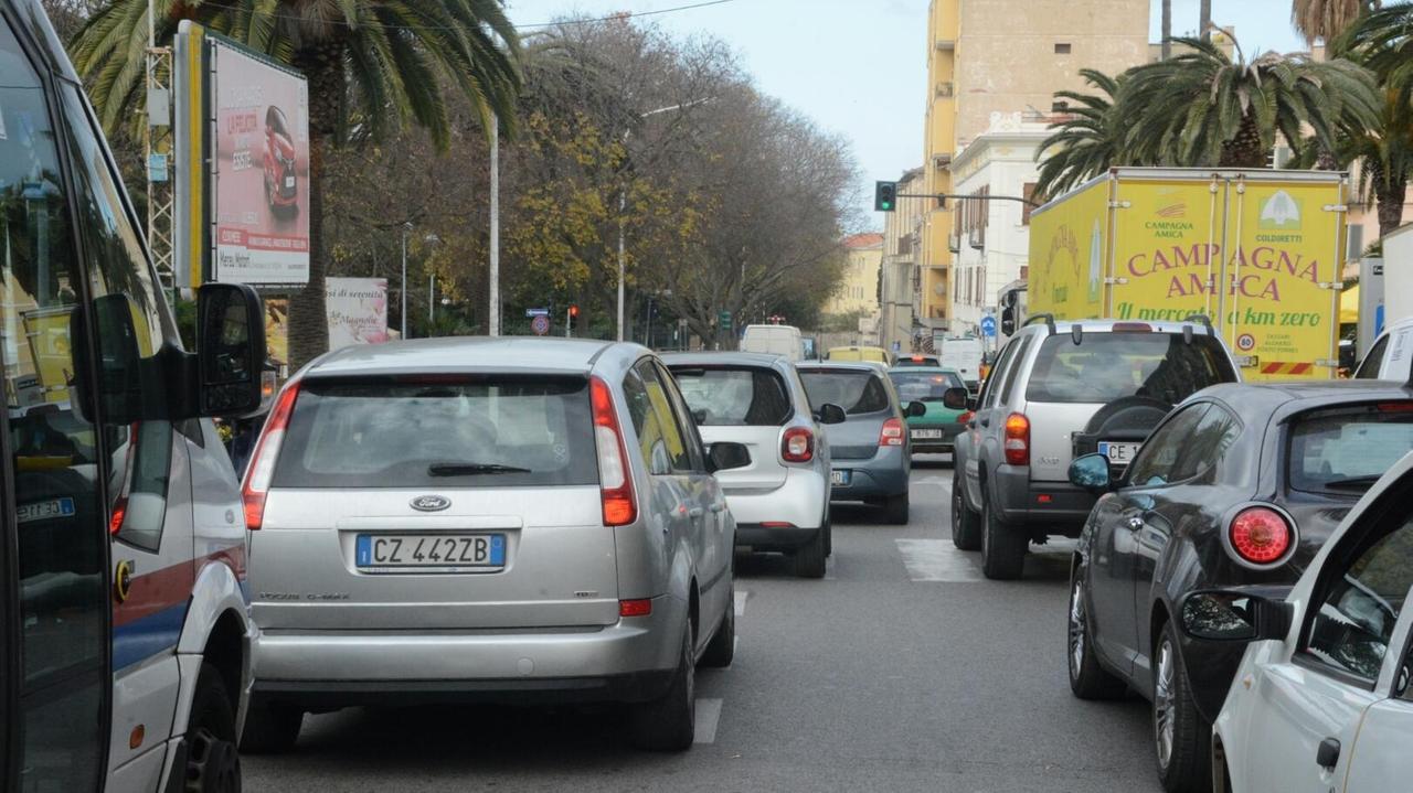 Pratiche auto, chiuso sino al 25 marzo l'ufficio Pra di Sassari