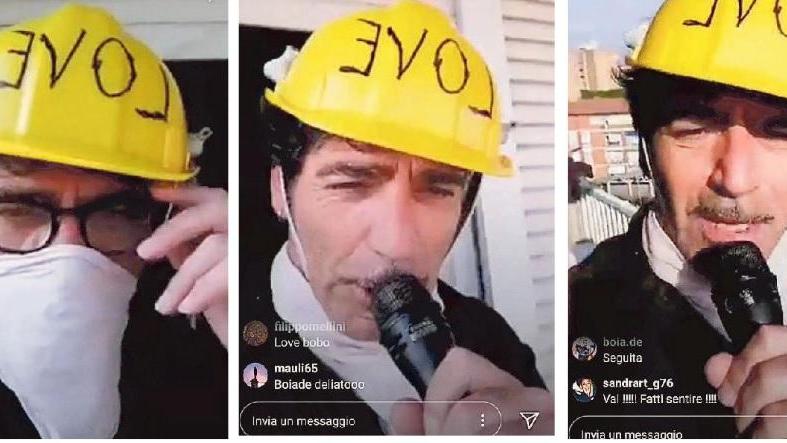 Lo show di Bobo Rondelli, dal terrazzo canta “Love”: «Frugatevi per l'ospedale»