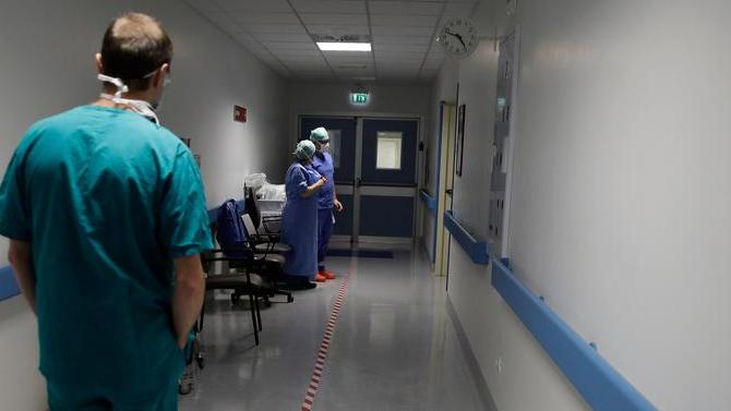 L'emergenza in Emilia Romagna. «Basta cazzeggio o vi chiudiamo in casa» Allarme di Venturi per corse e passeggiate Il commissario: