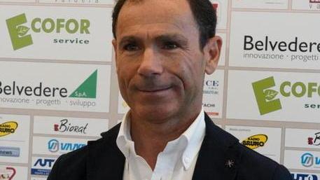 Il ct Cassani ai cicloamatori «Non andate fuori in bici, potete fare i rulli in casa»