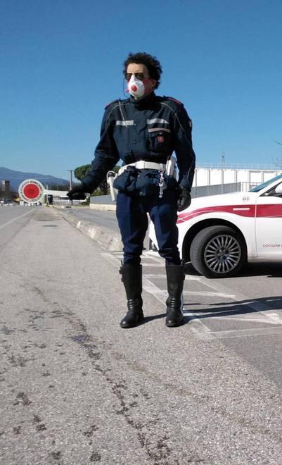 Due turisti spagnoli beccati in moto in giro a Capannori: denunciati