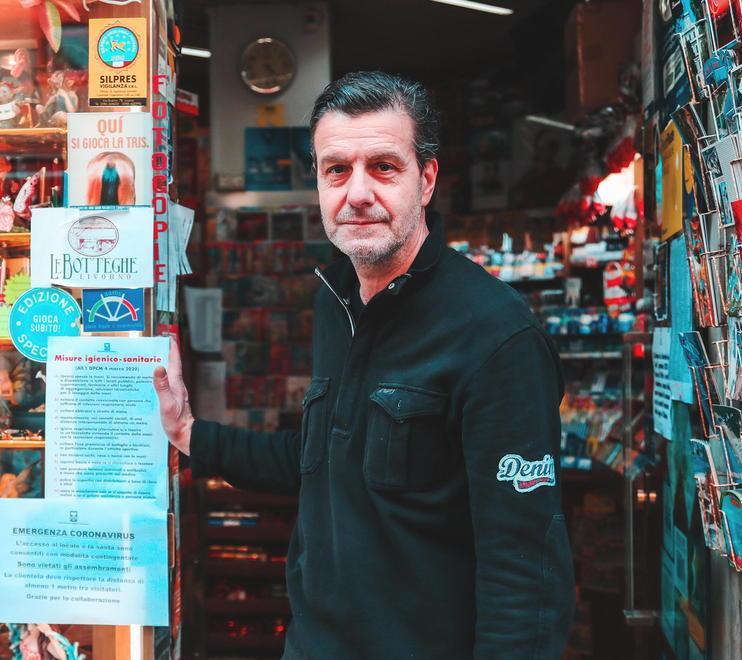 La storica tabaccheria «Noi diamo un servizio ma siamo preoccupati» 