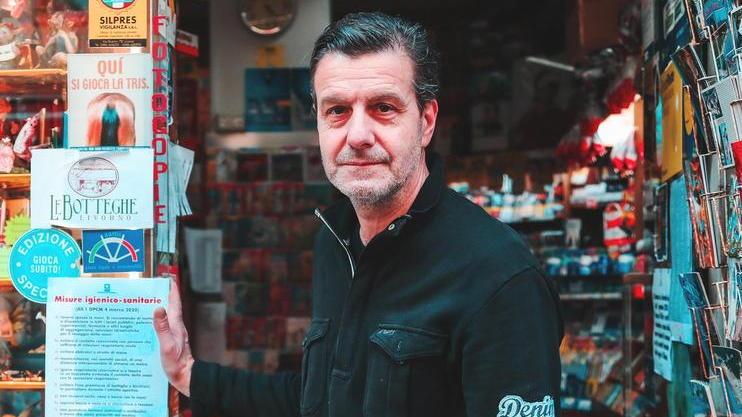 La storica tabaccheria «Noi diamo un servizio ma siamo preoccupati»