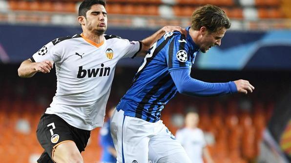 Valencia, positivi 5 giocatori L’Atalanta va in quarantena