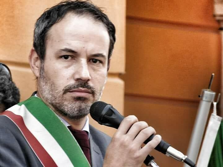 Bufala social sull’acqua Il sindaco infuriato la segnala ai carabinieri