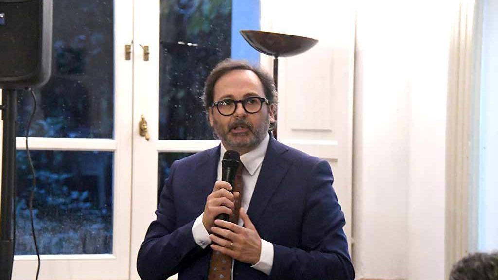 Il sindaco di Massa Francesco Persiani