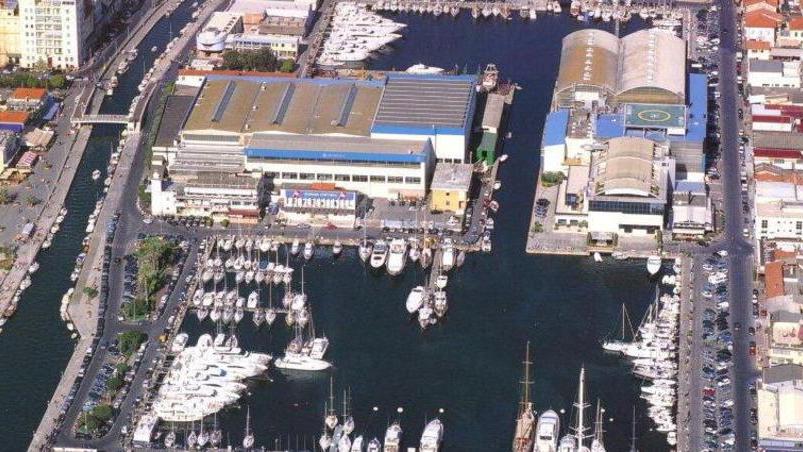 Nautica, in Darsena chiudono tutti i cantieri