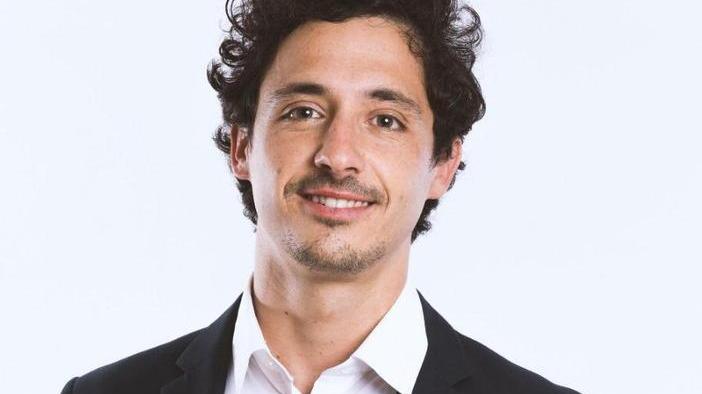 E da tre giovani nasce sul web l’hashtag #laversilianonsiferma