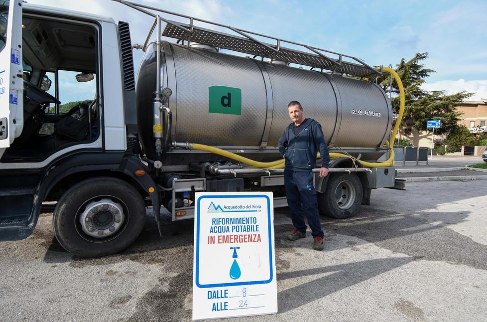 Emergenza acqua Pronte le autobotti 
