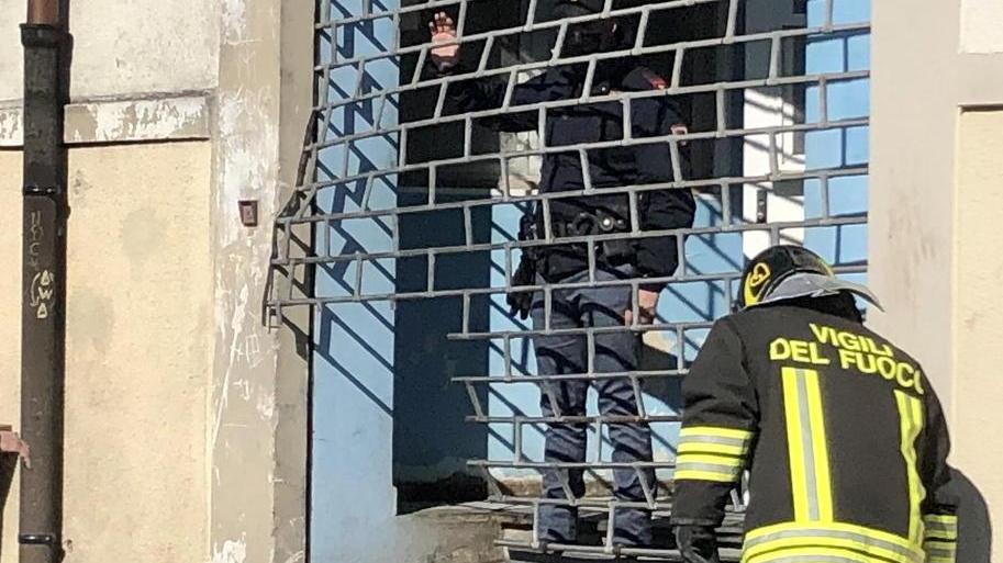 Assaltano la pasticceria «Hanno devastato tutto»