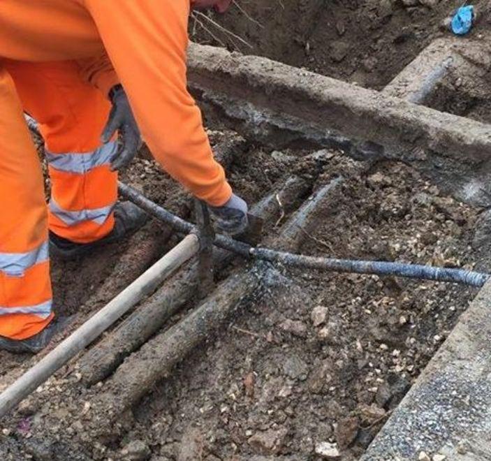 Riparata una perdita d’acqua all’antincendio della scuola 