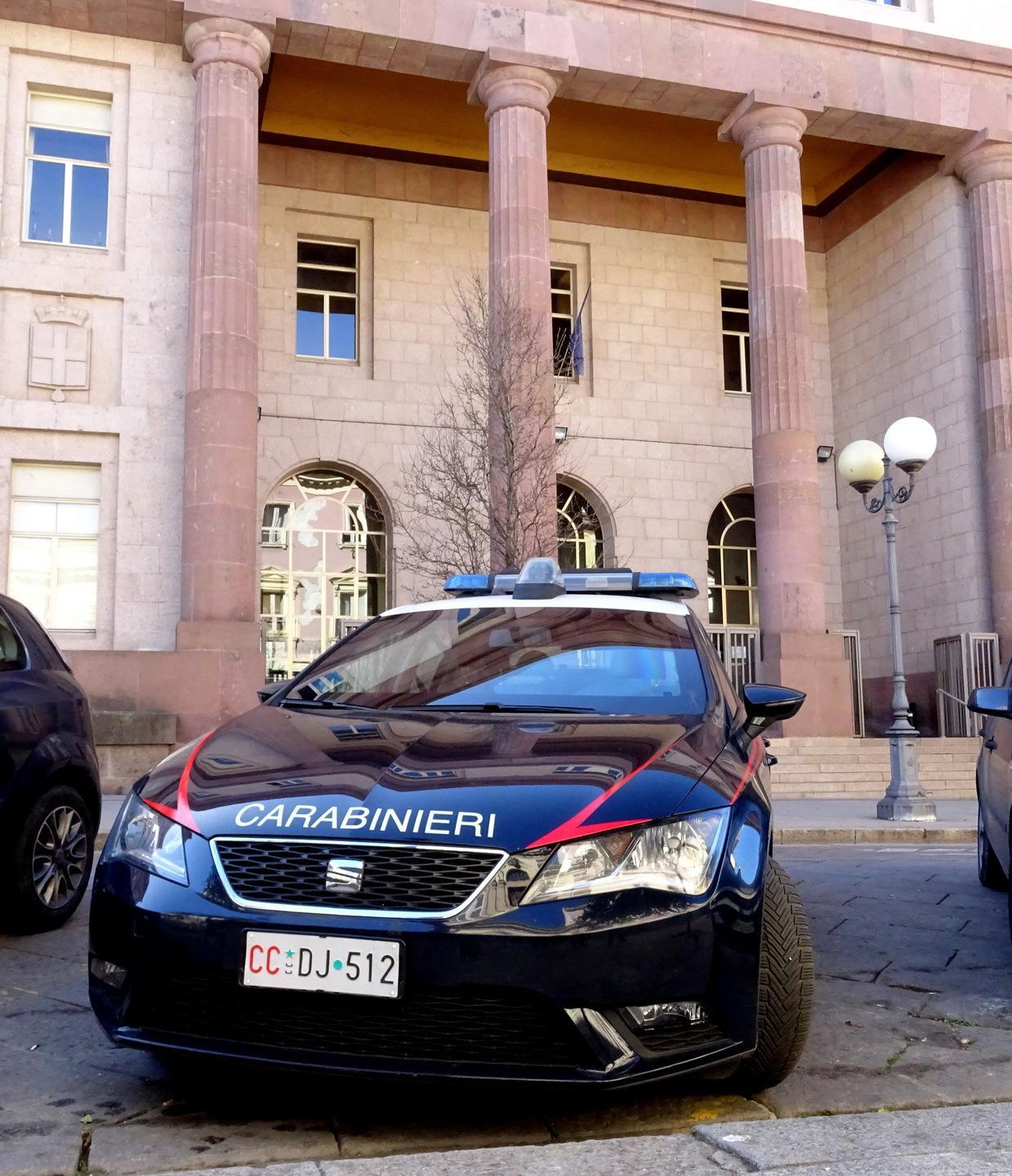 Rapina con mascherina, arrestato 