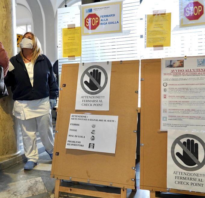 Si rifiutano di fare le pulizie in ospedale senza mascherina: licenziate 