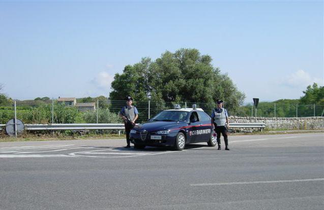 Coronavirus: circolava in auto con droga, 516 boccette di metadone e armi