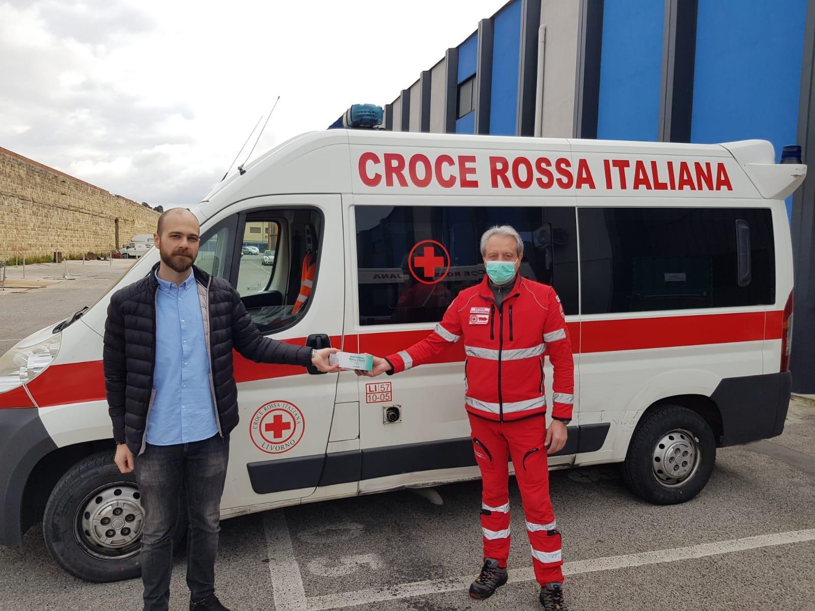 La donazione post-Fantacalcio alla Croce rossa