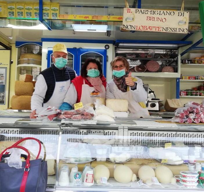 «Al mercato rispettando tutte le misure di sicurezza» 