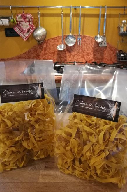 La casa diventa un laboratorio che commercializza la pasta fresca 