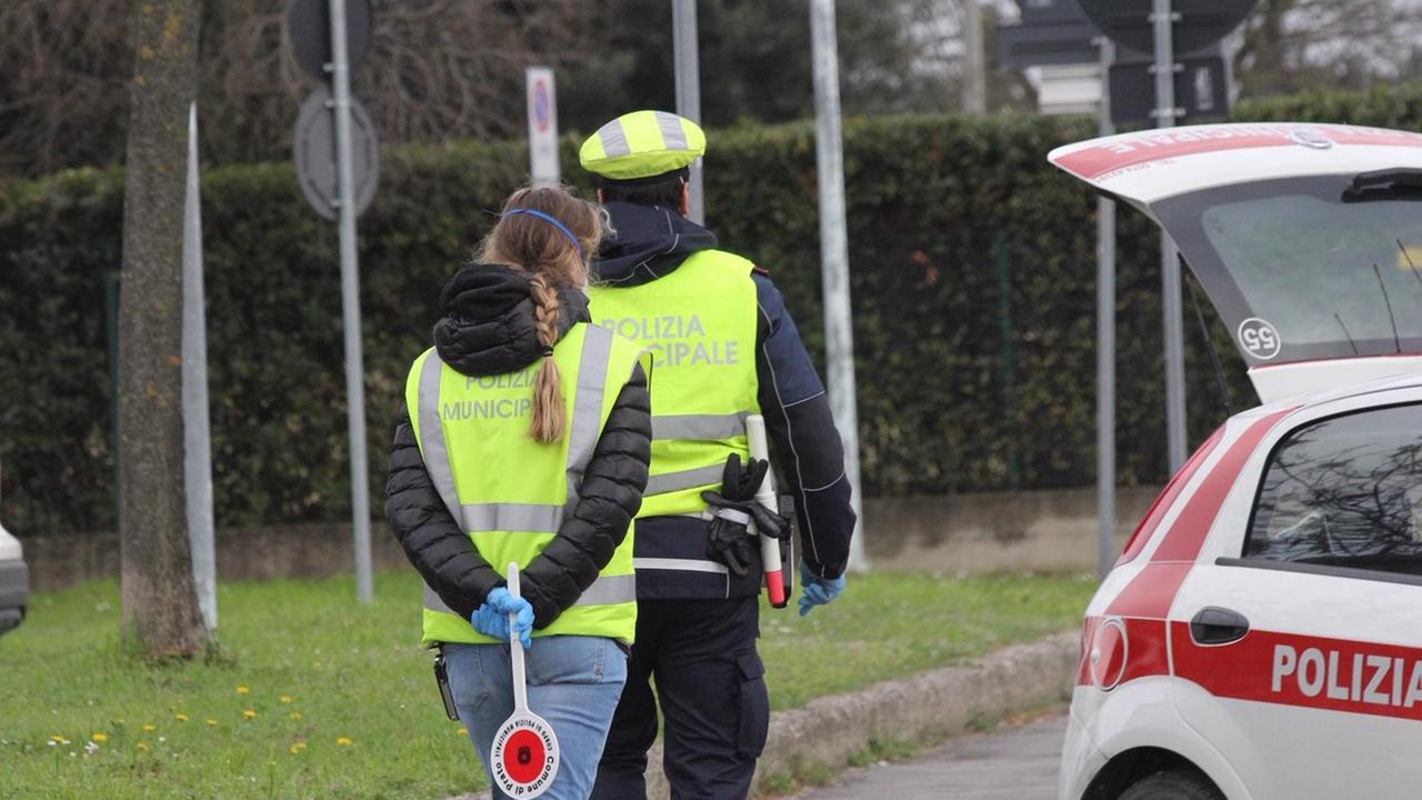 Il passeggio non si ferma: altre 33 denunce nelle ultime 24 ore