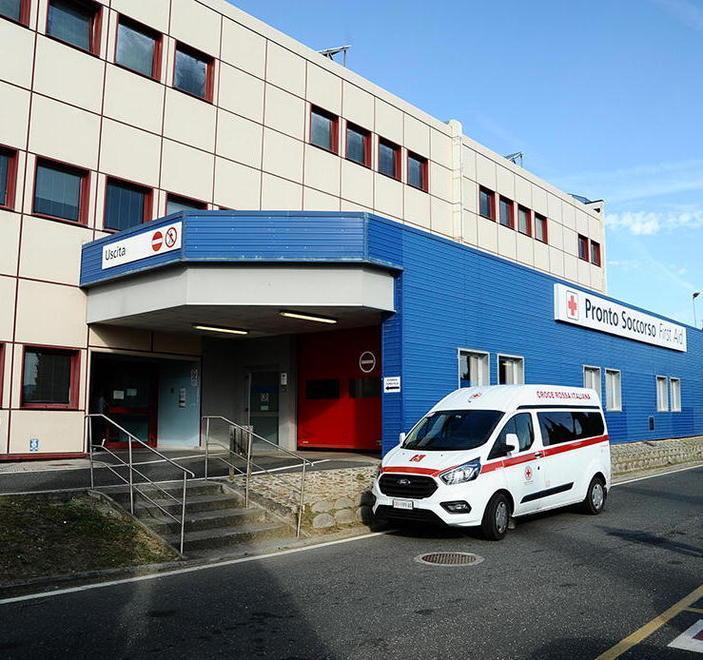 La terza contagiata è una donna tenuta in osservazione a casa