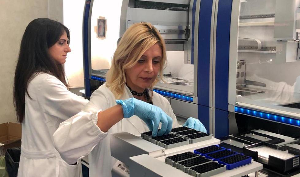 La spinta degli Ordini professionali: paghiamo noi l’analizzatore di tamponi