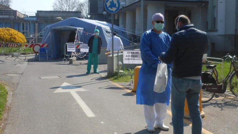 Spesa e medicine Volontari mobilitati in aiuto dei cittadini
