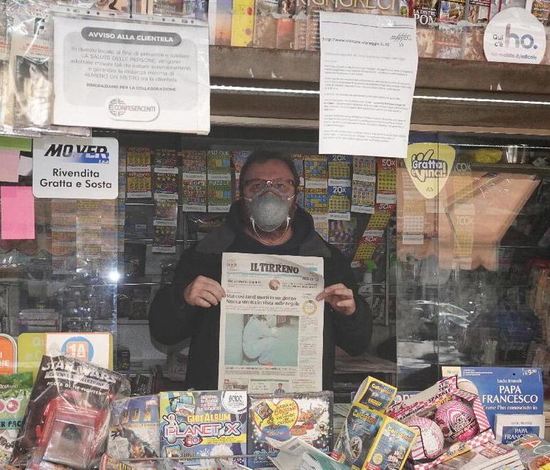 Prendere il giornale? Si può Ecco le edicole in Versilia che sono rimaste aperte 
