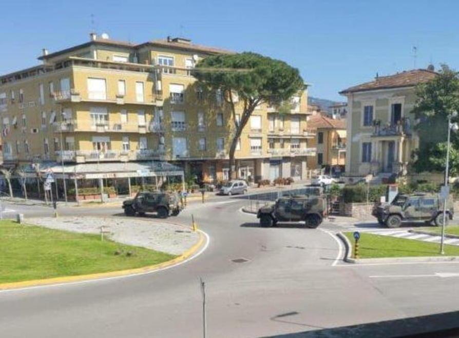 Passano i militari e Montecatini trema Ma è una esercitazione 