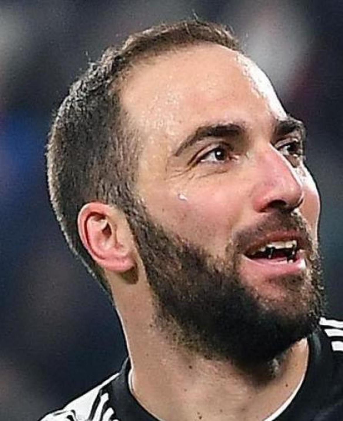 Higuain esce dall’isolamento 