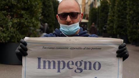 Luca, il fattorino che dispensa anche sorrisi: «Non dobbiamo farci vincere dalla tristezza»