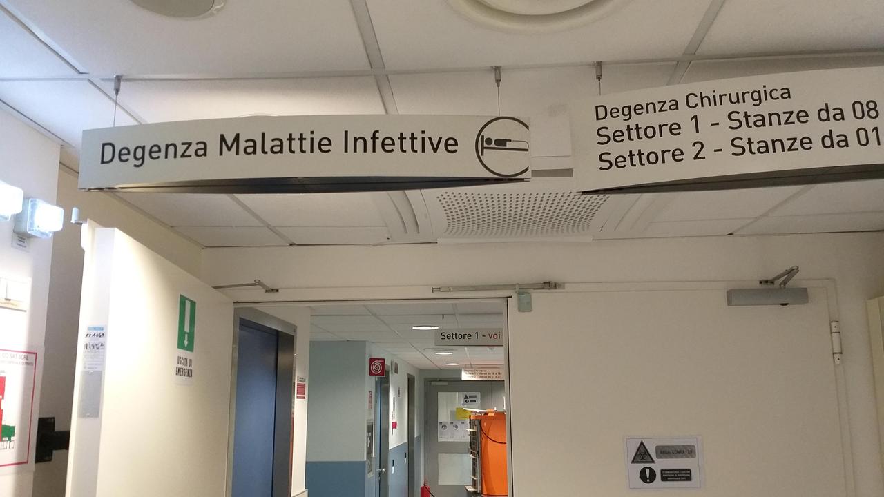 Il reparto di Malattie infettive dell'ospedale Santo Stefano