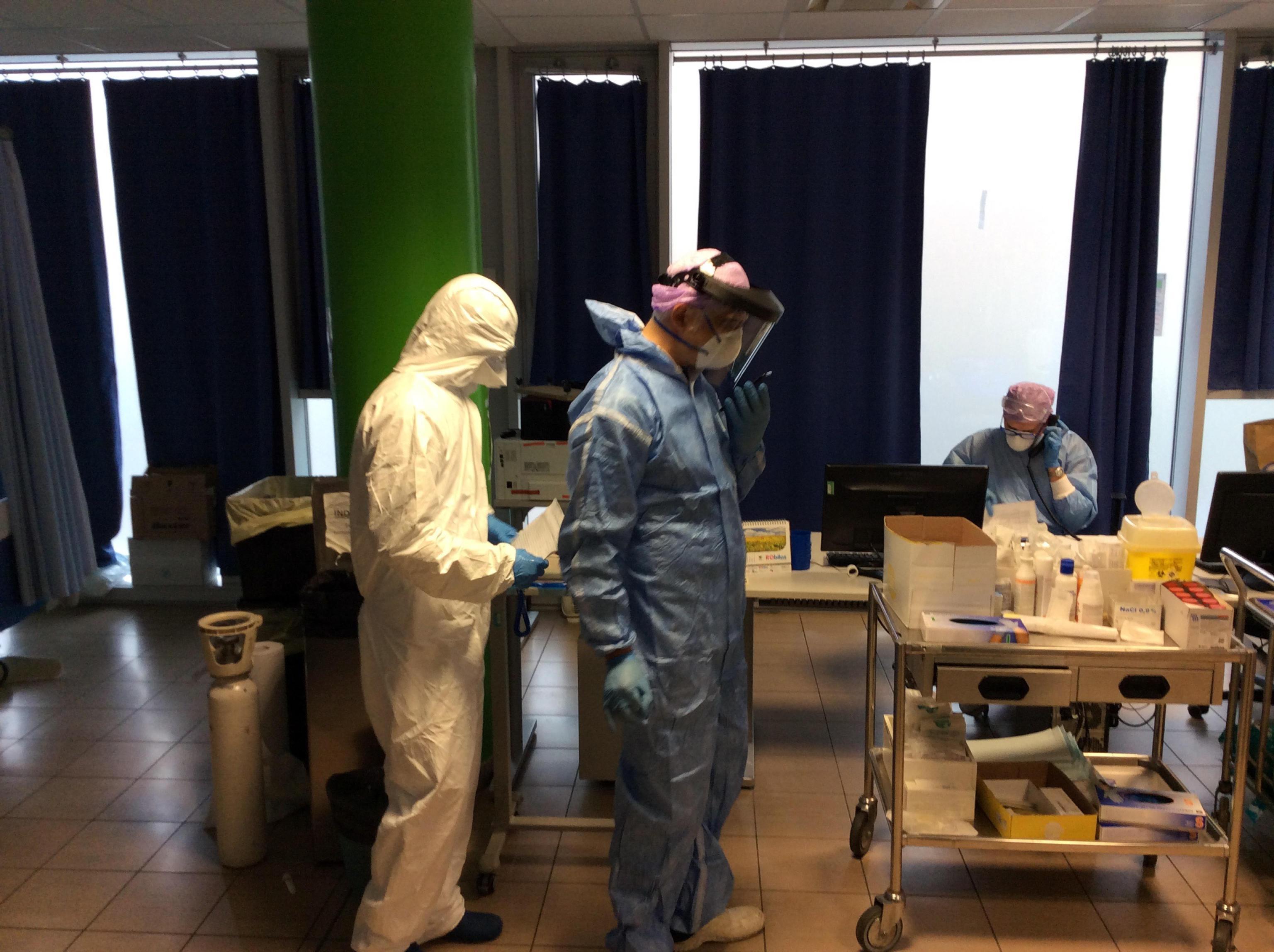 Coronavirus, sindacato degli infermieri all'attacco: "Pronti a chiedere i danni alla Regione"