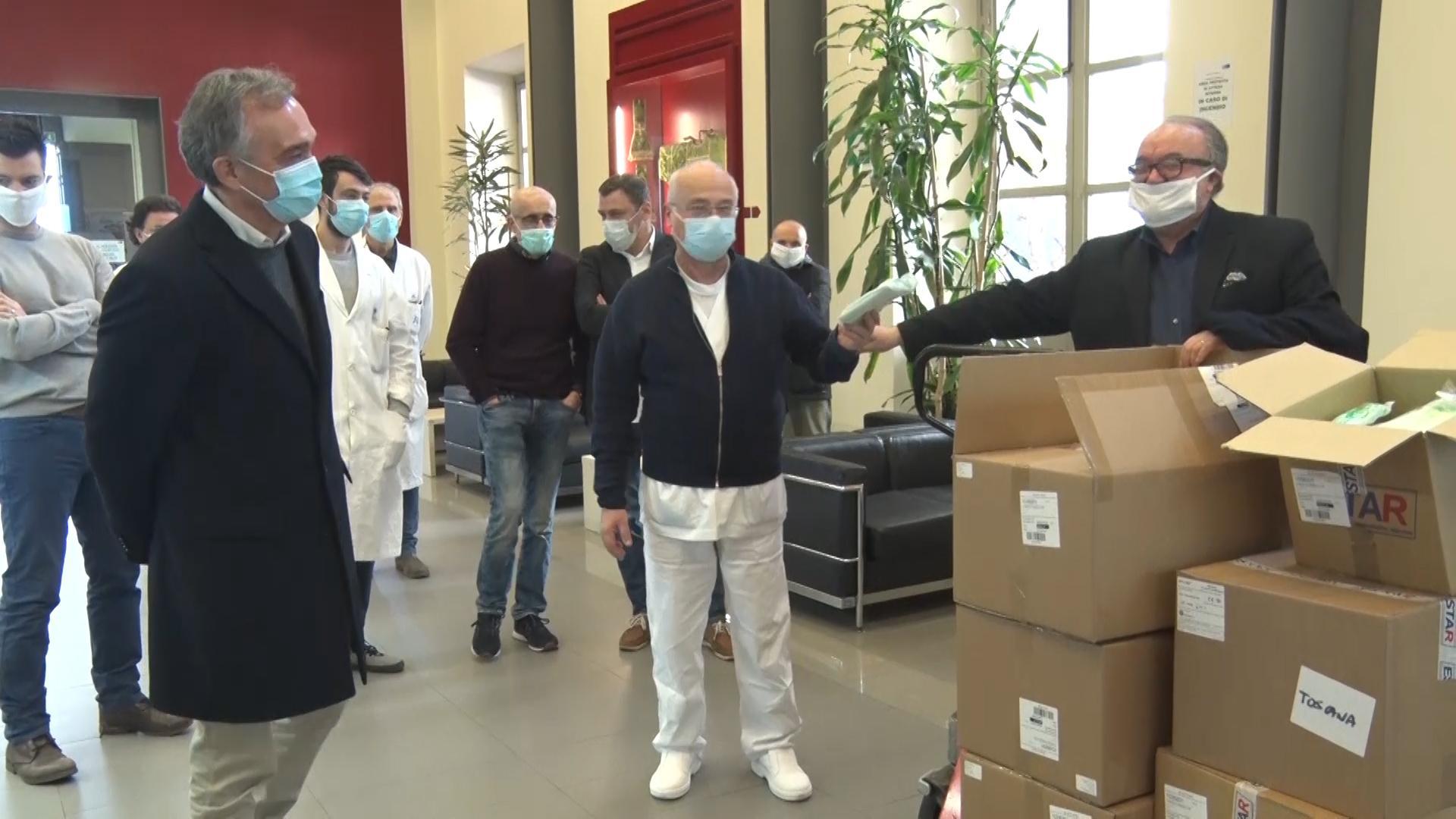 La Regione consegna 200.000 mascherine agli ospedali