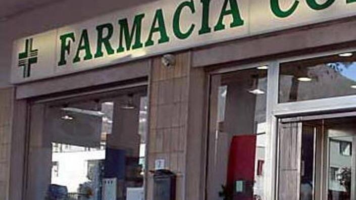 «Venite in negozio soltanto per le cose essenziali»