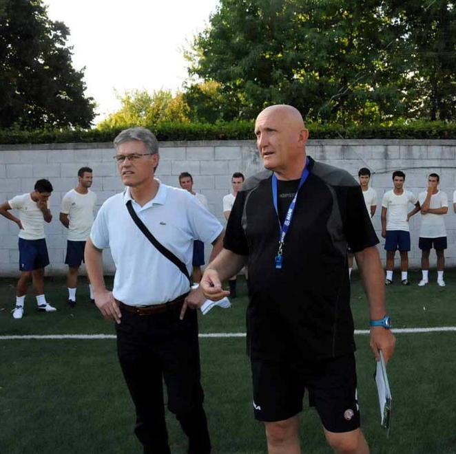Mister Lavezzini, quando il calcio va in secondo piano 
