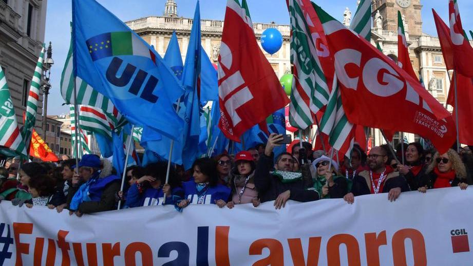 Estesi gli ammortizzatori sociali