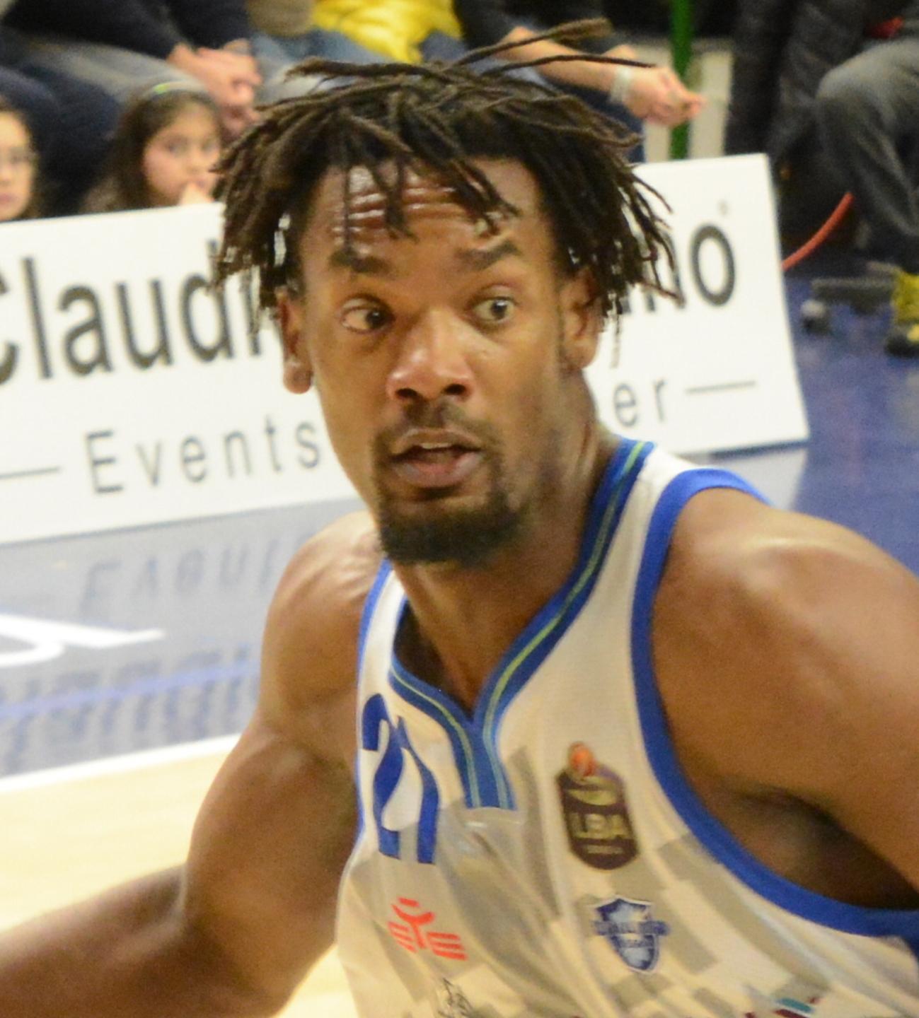 «Prima l’emergenza, il basket viene dopo» 