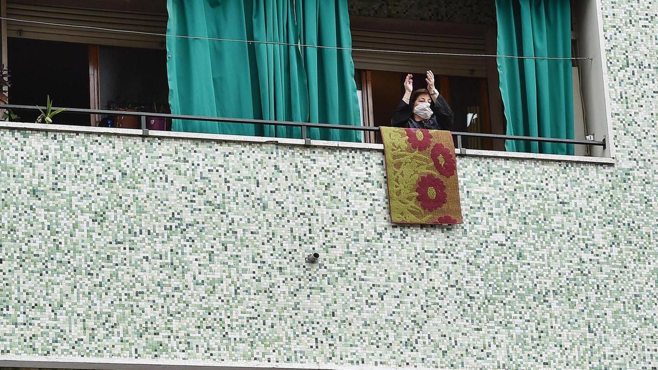 Libri, web e cibo sano: come affrontare la reclusione in casa