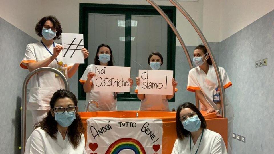 Il messaggio delle ostetriche dell'ospedale San Giuseppe di Empoli