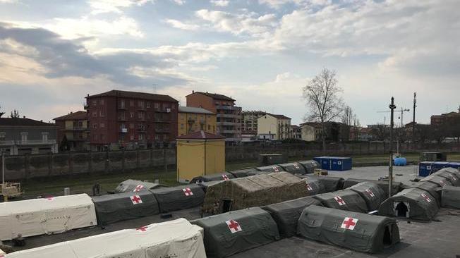 È operativo ospedale da campo a Piacenza