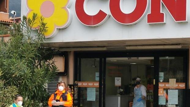 Iniziati i controlli all’ingresso dei supermarket