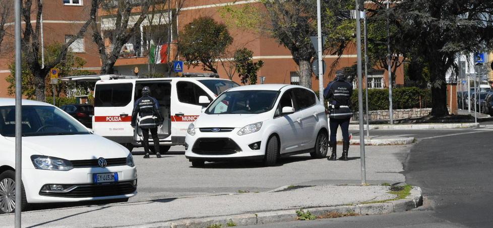 Quasi duecento denunce Vietate anche le Mura 