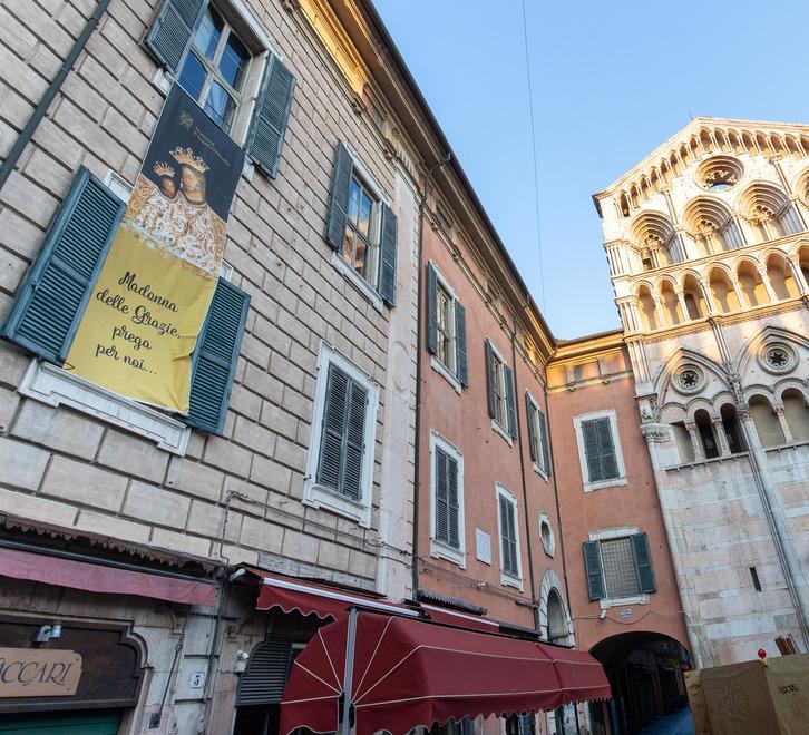 La Madonna delle Grazie scelta per proteggere tutti i ferraresi 
