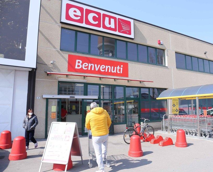 Calerno, assalto alla cassaforte del supermercato Ecu 