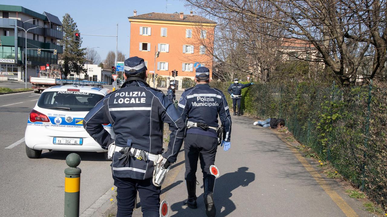 Coronavirus e divieti. Modena, stazione autocorriere e viale Gramsci: raffica di denunce